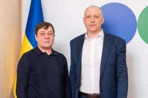 Праця Дніпро